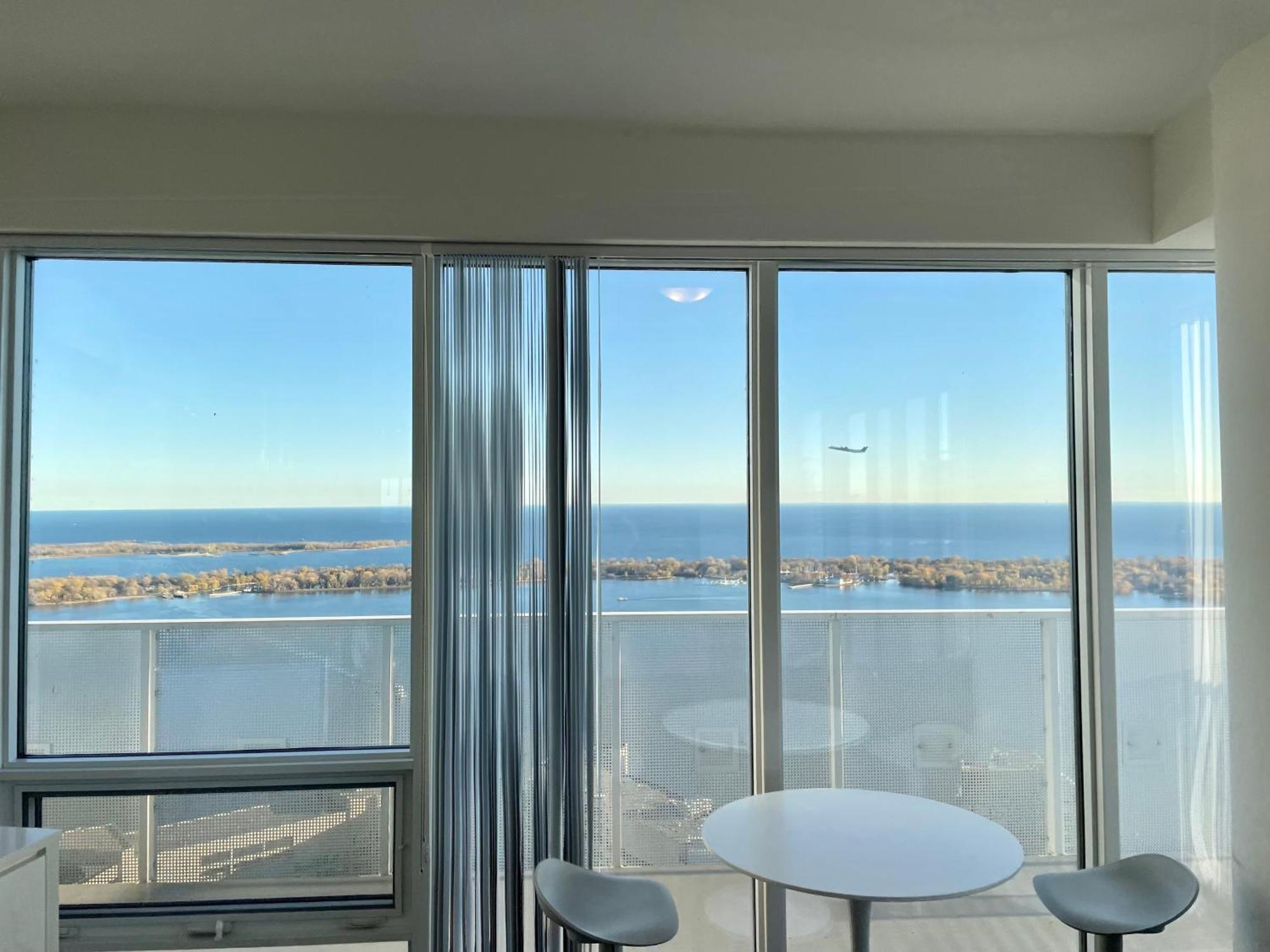 Presidential Suite Heart Of Downtown With Stunning View تورونتو المظهر الخارجي الصورة