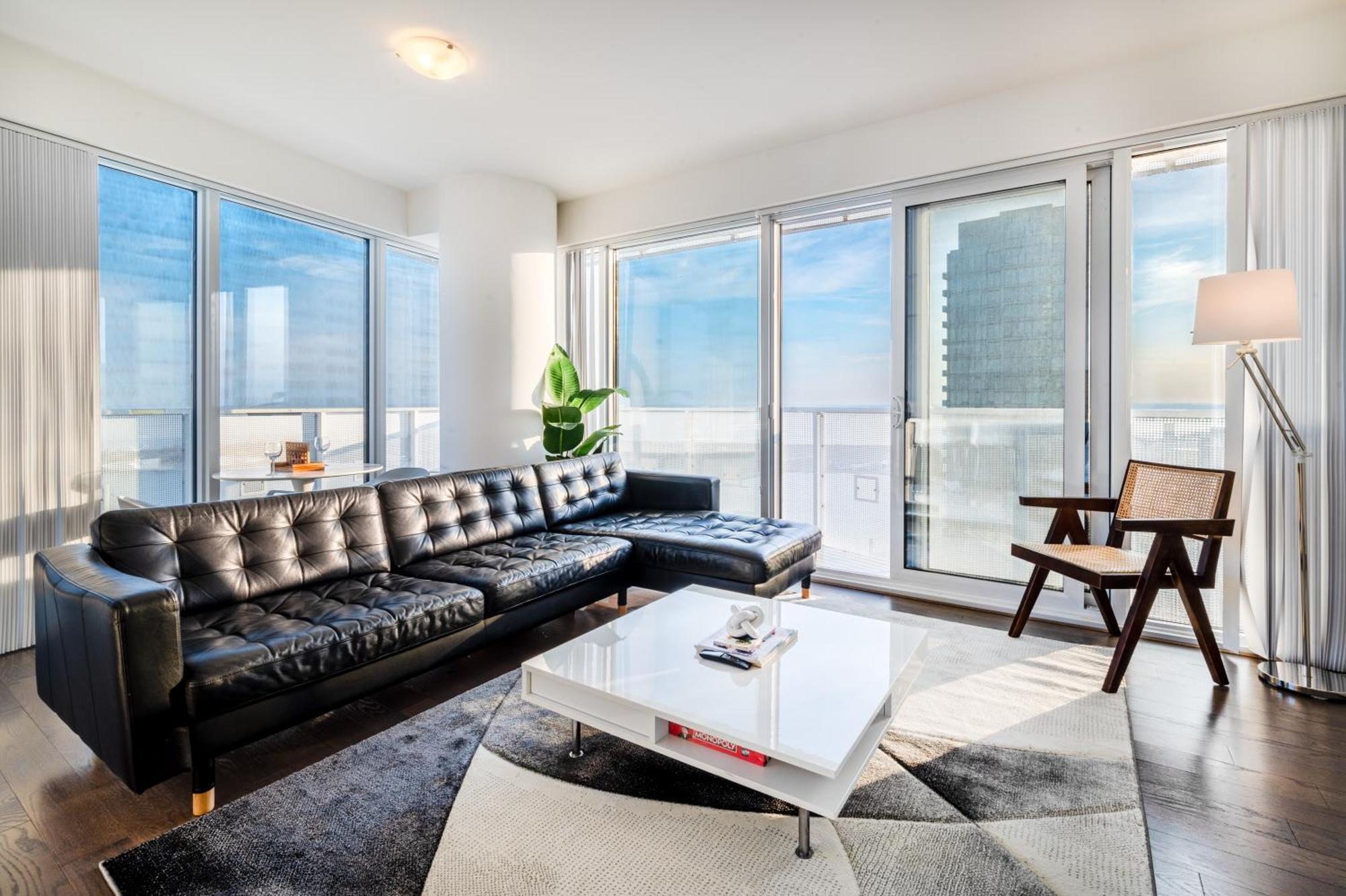 Presidential Suite Heart Of Downtown With Stunning View تورونتو المظهر الخارجي الصورة